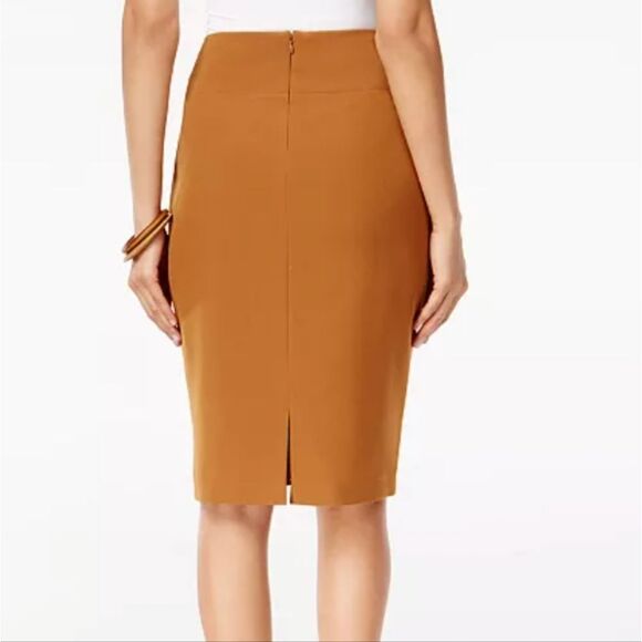 Alfani Pencil Skirt Made For Macy's Size XL - Picture 2 of 3